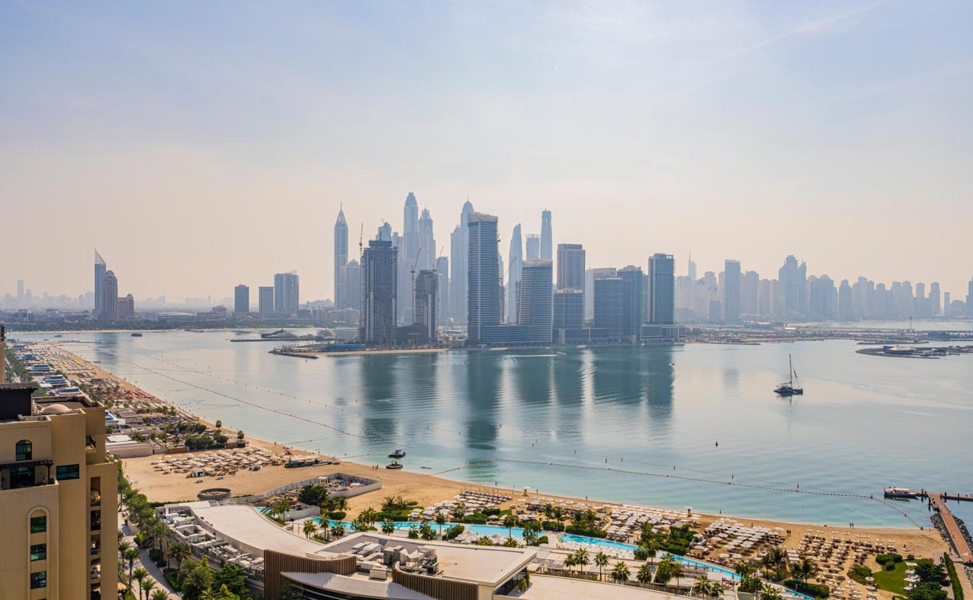 Studio With Pool And Private Beach Access On Palm Jumeirah Дубай Экстерьер фото